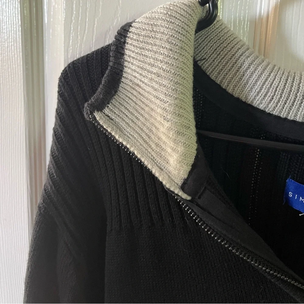 Simply Styled Sweater - Picture 3 of 7